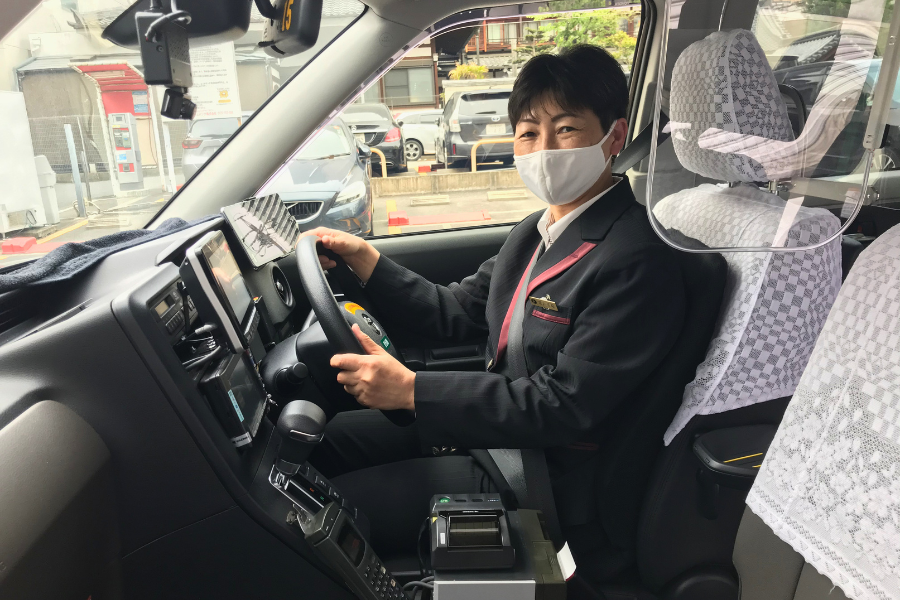 名古屋のタクシードライバーの画像